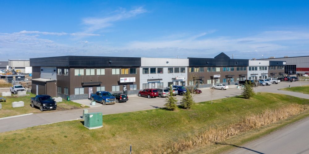 5, 240007 Frontier Cres