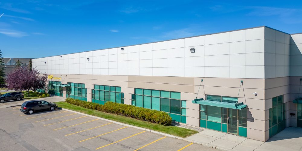 2730-39-Ave-NE-Main-photo-SL-scaled (2)