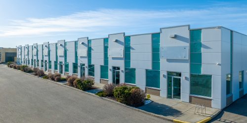 Small industrial unit for lease in Calgary